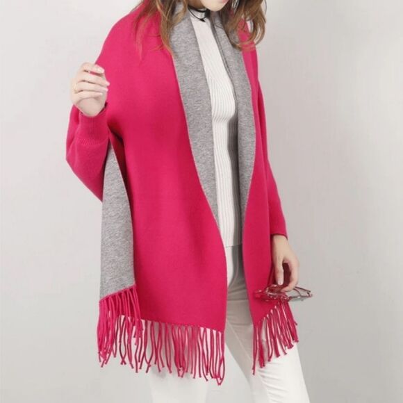 🔸️NWT Hot Pink & Gray Fringe Lined Sweater Shawl Scarf One Size - Picture 3 of 12